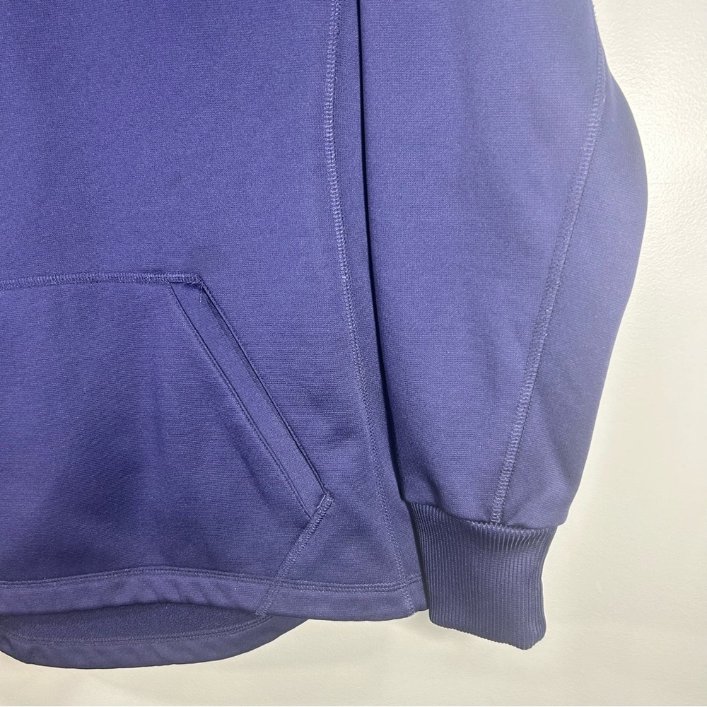 Nike Therma Fit Livestrong Sweater Hoodie Sweatshirt Navy Blue; Women’s Sz Small - Picture 11 of 16